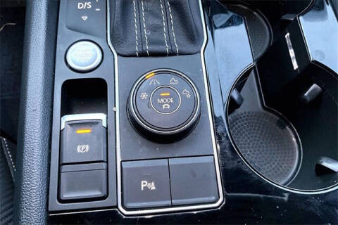 2022 Volkswagen Atlas Cross Sport V6 SEL R-Line 4Motion