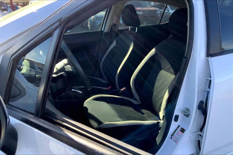 2022 Nissan Versa SV