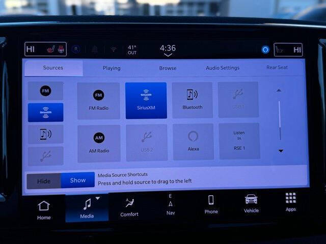 2026 Chrysler Pacifica Select