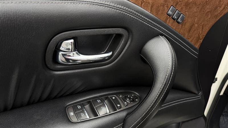 2016 Infiniti QX80