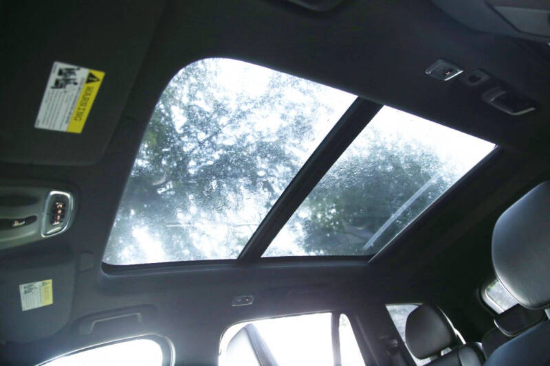 2017 Volvo XC90 T5 R-Design