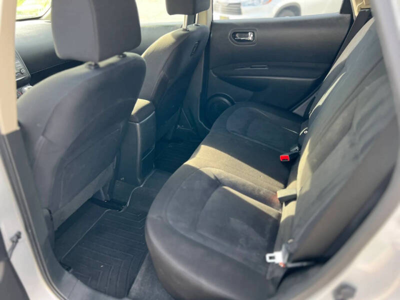2015 Nissan Rogue Select S