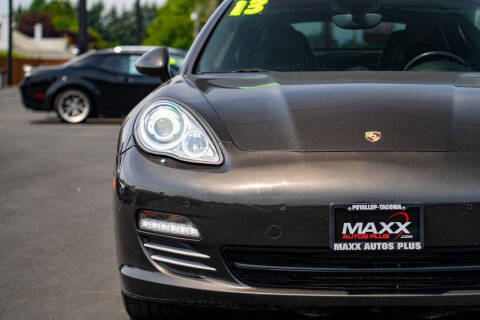 2013 Porsche Panamera 4