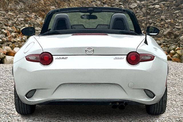 2016 Mazda MX-5 Miata Sport