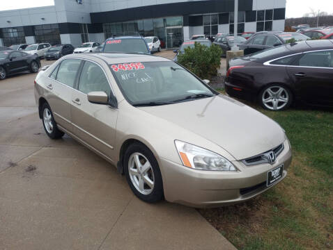 2003 Honda Accord for sale at Ultimate Rides in Appleton WI