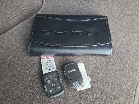 2017 GMC Yukon Denali