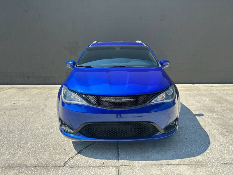 2018 Chrysler Pacifica Touring L