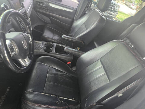 2013 Dodge Grand Caravan R/T