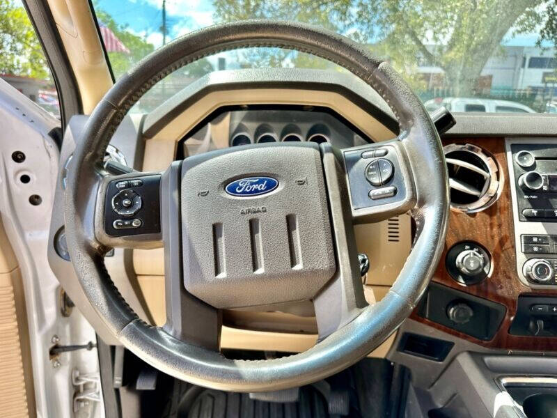 2011 Ford F-250 Super Duty  - $24,995