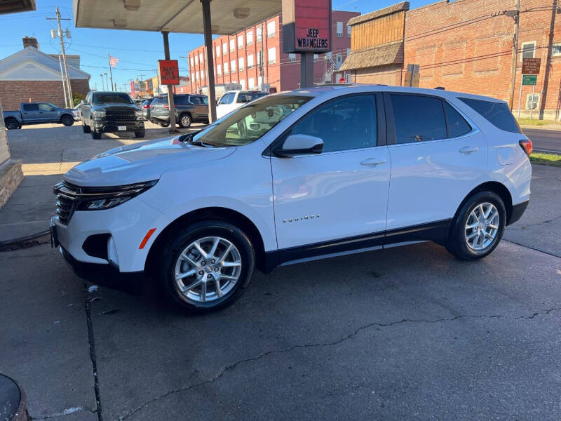 2022 Chevrolet Equinox for sale at River City Auto Center LLC in Chester IL