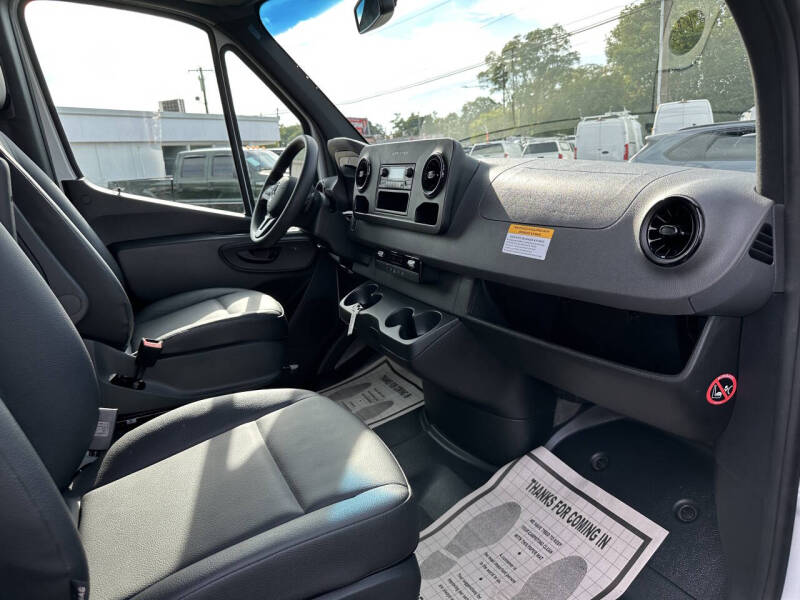 2024 Mercedes-Benz Sprinter 2500