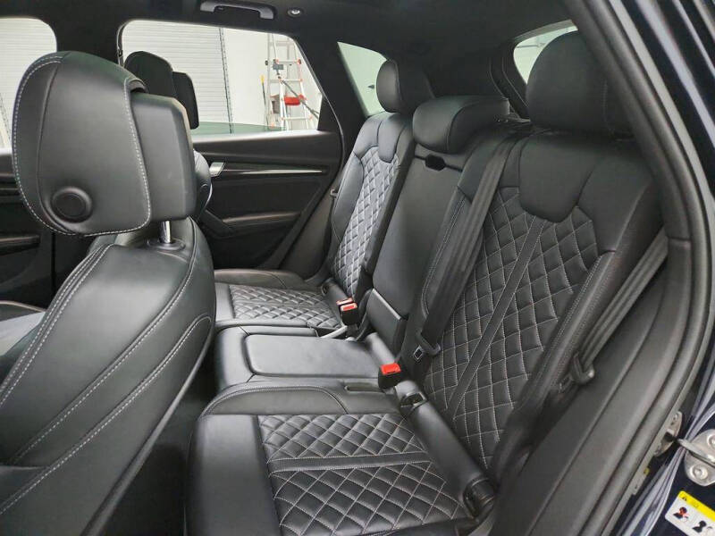 2020 Audi SQ5 3.0T quattro Premium Plus