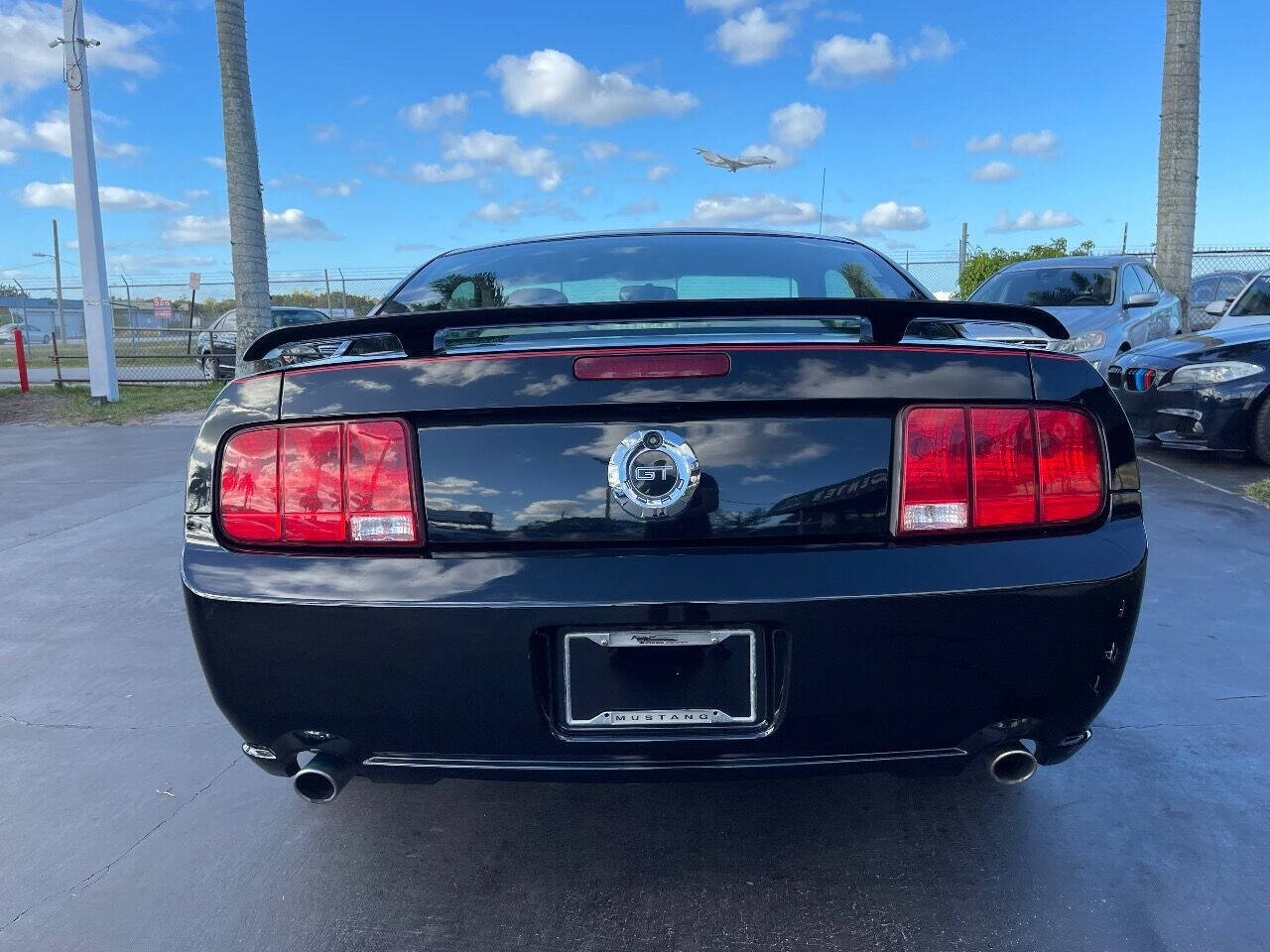 2006 Ford Mustang  - $12,900