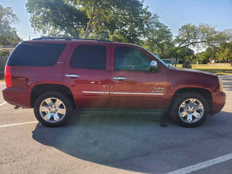 2011 GMC Yukon SLT