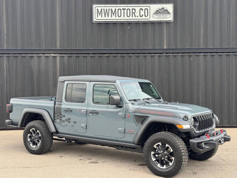 2026 Jeep Gladiator Shadow OPS Auto's photo