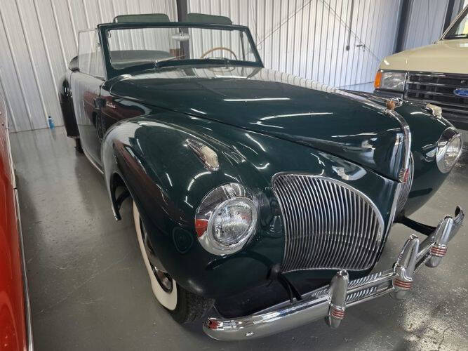 1941 Lincoln Zephyr