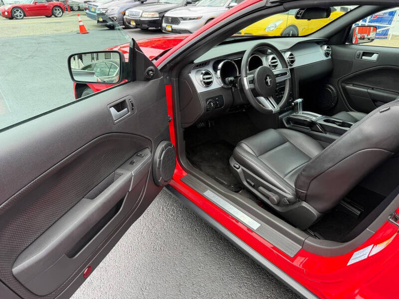 2006 Ford Mustang V6 Premium