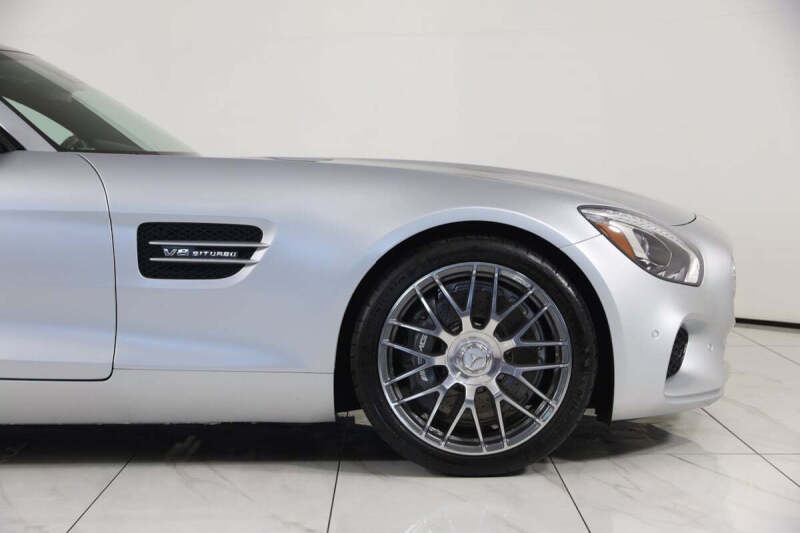 2017 Mercedes-Benz AMG GT