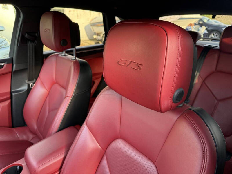 2018 Porsche Macan GTS