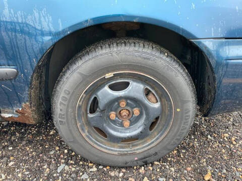 2001 Chevrolet Prizm LSi