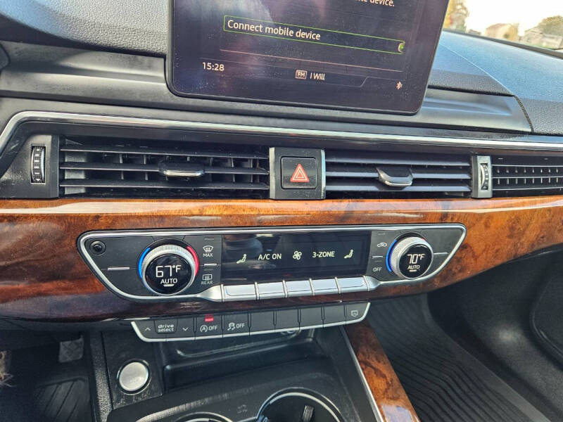 2017 Audi A4 2.0T quattro Premium