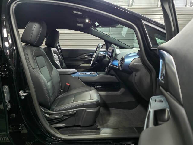 2024 Chevrolet Equinox EV LT