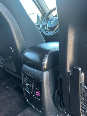 2017 Jeep Grand Cherokee Laredo