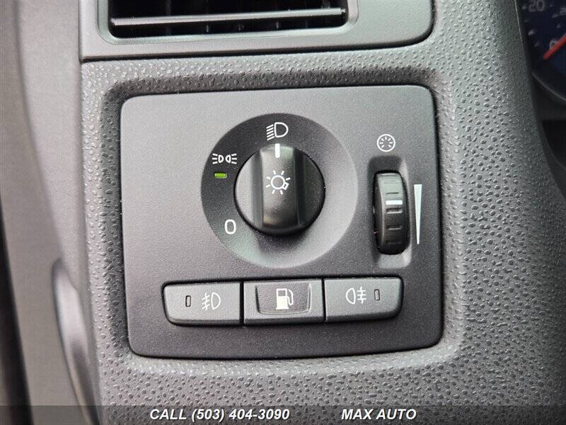 2011 Volvo C30 T5 R-Design