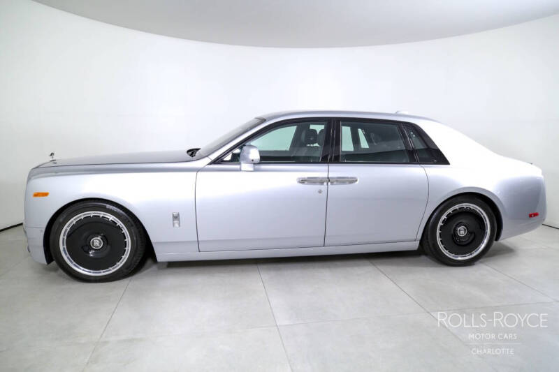 2024 Rolls-Royce Phantom