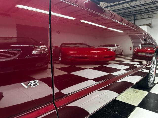 2004 Ford Thunderbird Deluxe