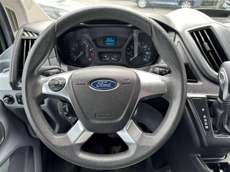2015 Ford Transit