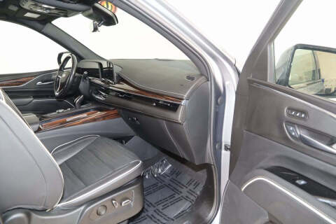 2022 Cadillac Escalade ESV Premium Luxury