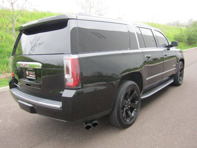 2017 GMC Yukon XL Denali
