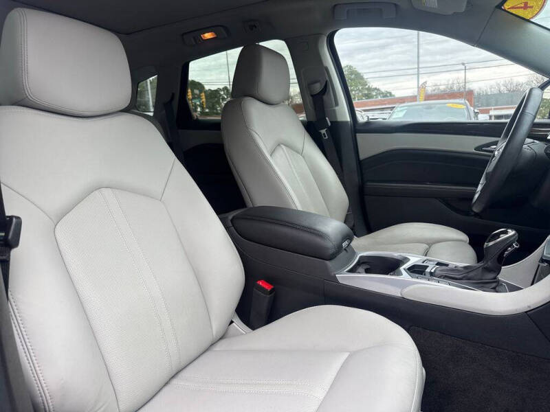 2014 Cadillac SRX Performance Collection