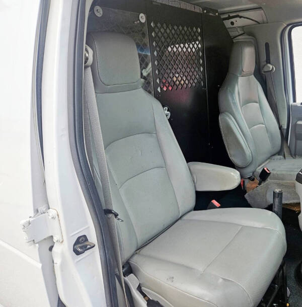 2014 Ford E-Series E-150