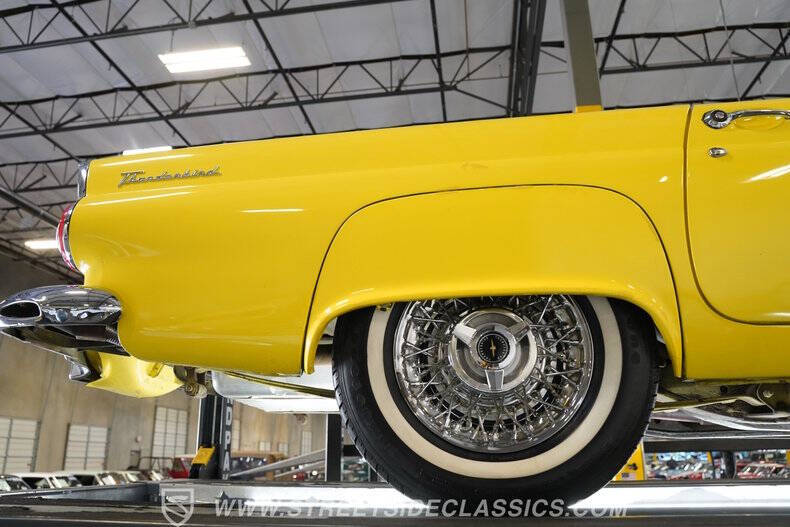 1956 Ford Thunderbird