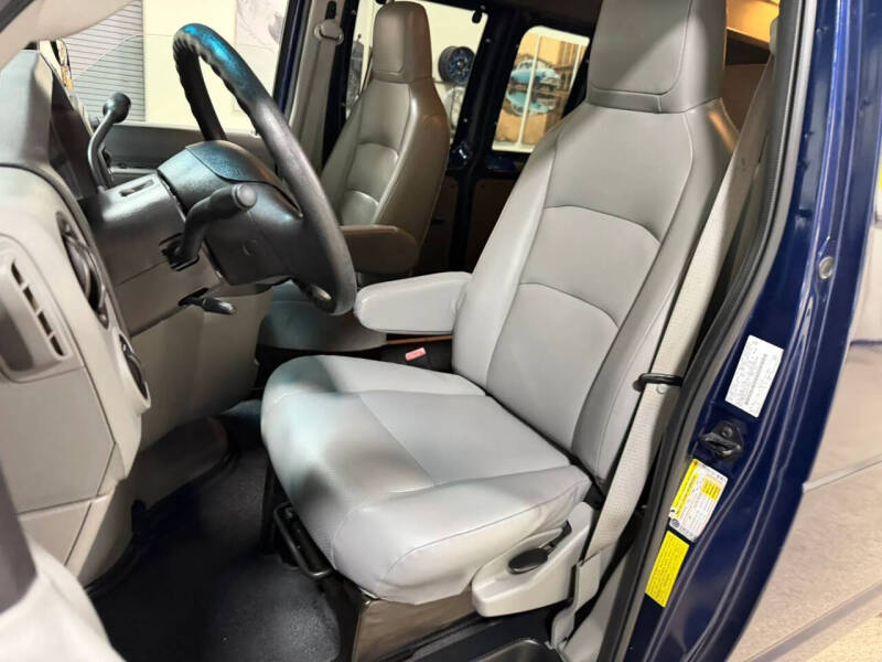2013 Ford E-Series E-250