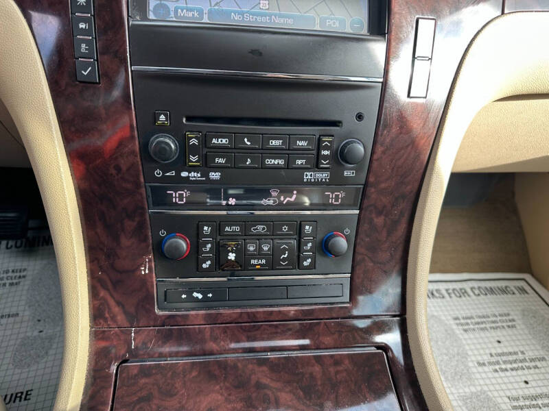 2012 Cadillac Escalade Luxury