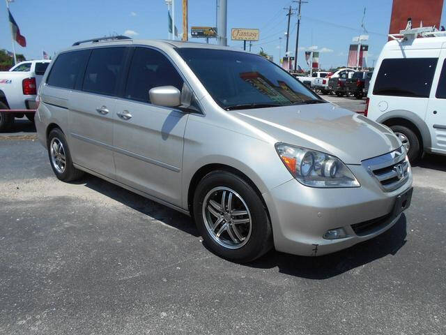 2006 Honda Odyssey for sale at AUTOSPEC Inc in Houston TX