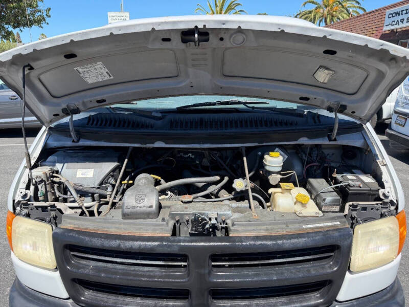 1998 Dodge Ram Van 3500