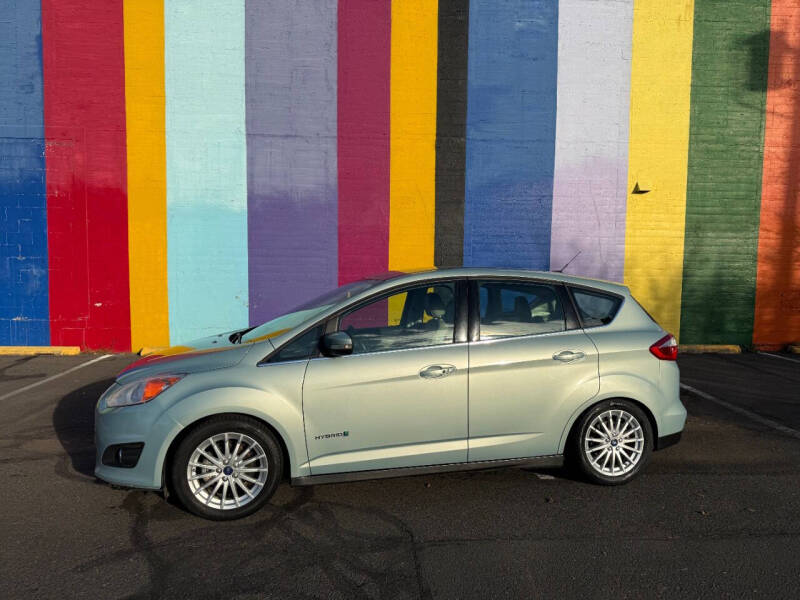 2013 Ford C-Max SEL's photo