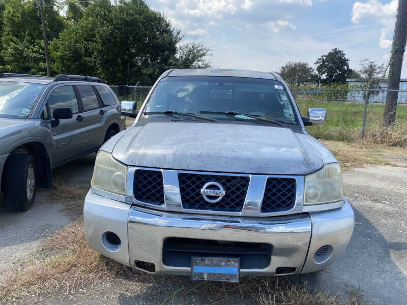 2004 Nissan Titan SE