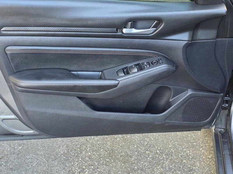 2020 Nissan Altima 2.5 SR