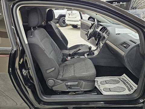 2016 Volkswagen Golf