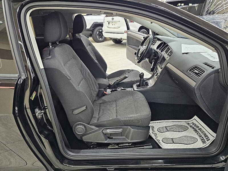 2016 Volkswagen Golf