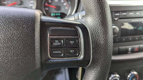 2012 Dodge Avenger SE