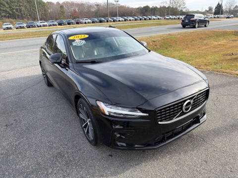 2022 Volvo S60 B5 Momentum