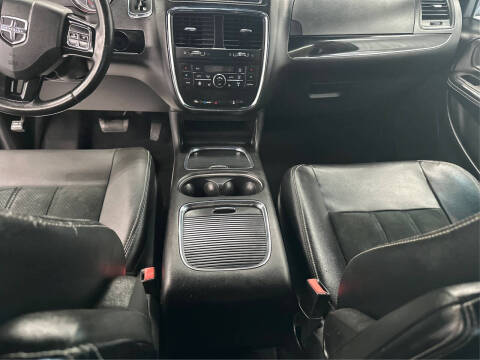 2015 Dodge Grand Caravan SXT Plus