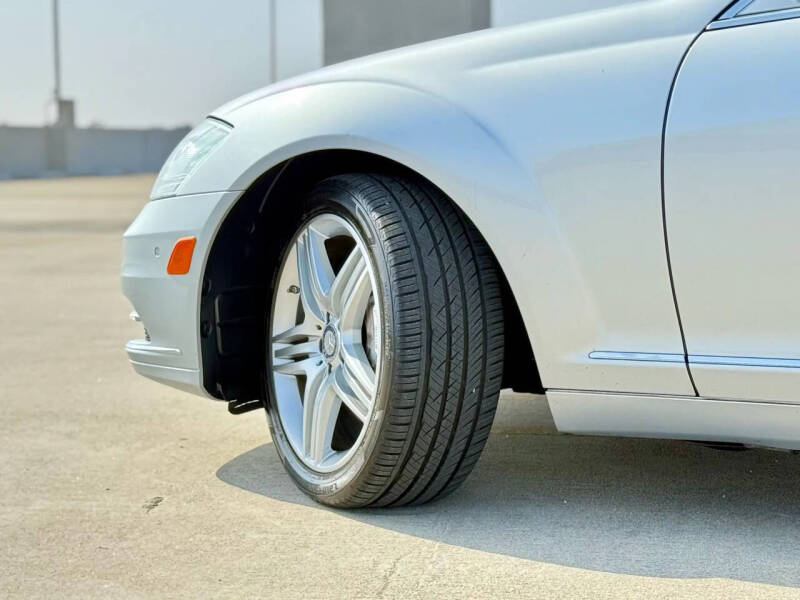 2011 Mercedes-Benz S-Class S 550