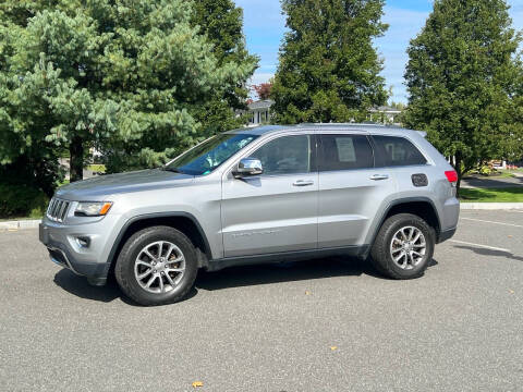 2015 Jeep Grand Cherokee for sale at Chris Auto South in Agawam MA